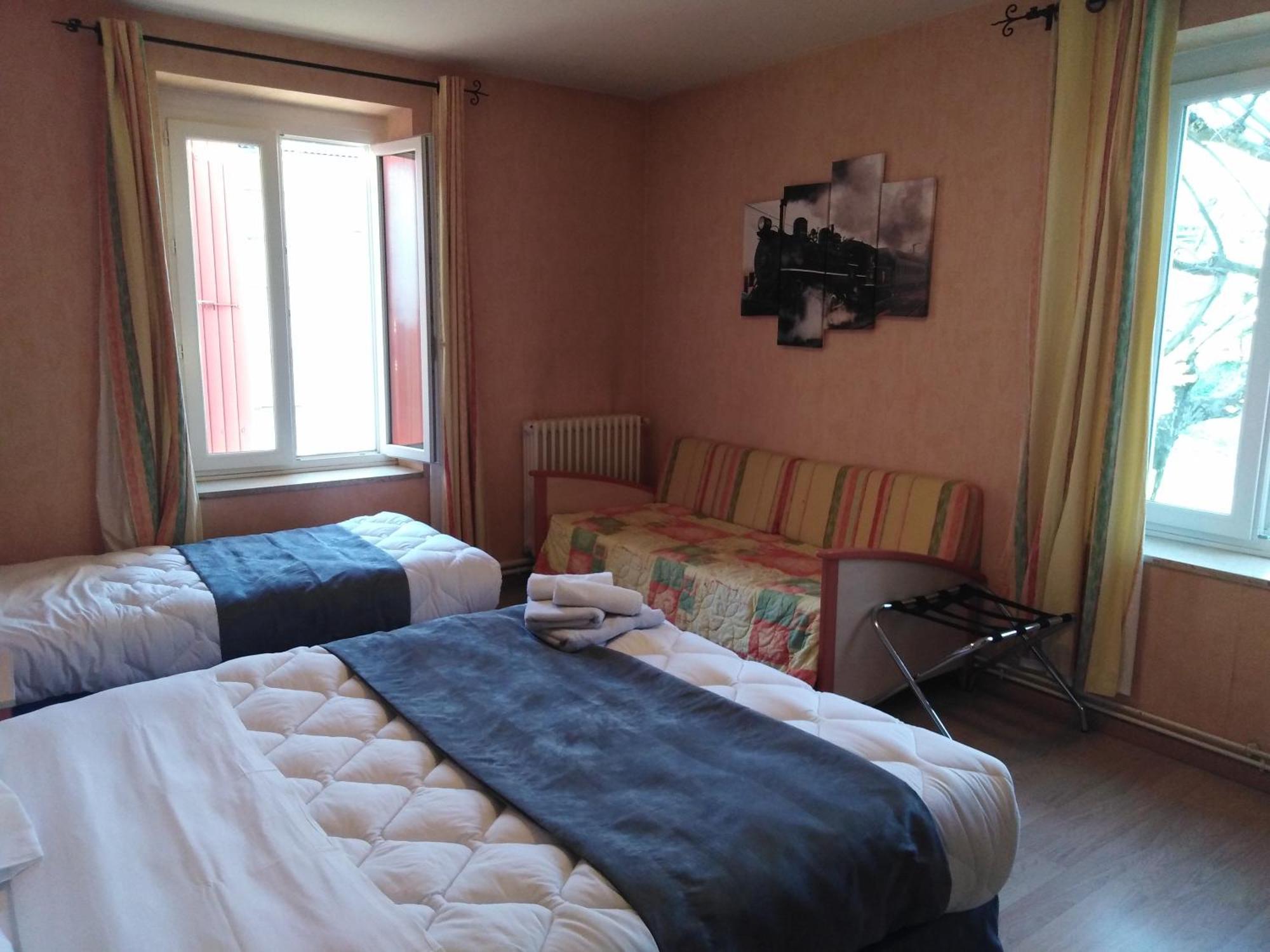 Logis Hotel Des Voyageurs Restaurant La Bonne Tabl'Hay Livron-sur-Drôme Kültér fotó