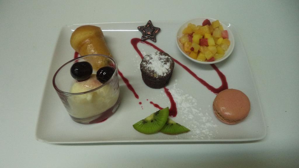 Logis Hotel Des Voyageurs Restaurant La Bonne Tabl'Hay Livron-sur-Drôme Kültér fotó