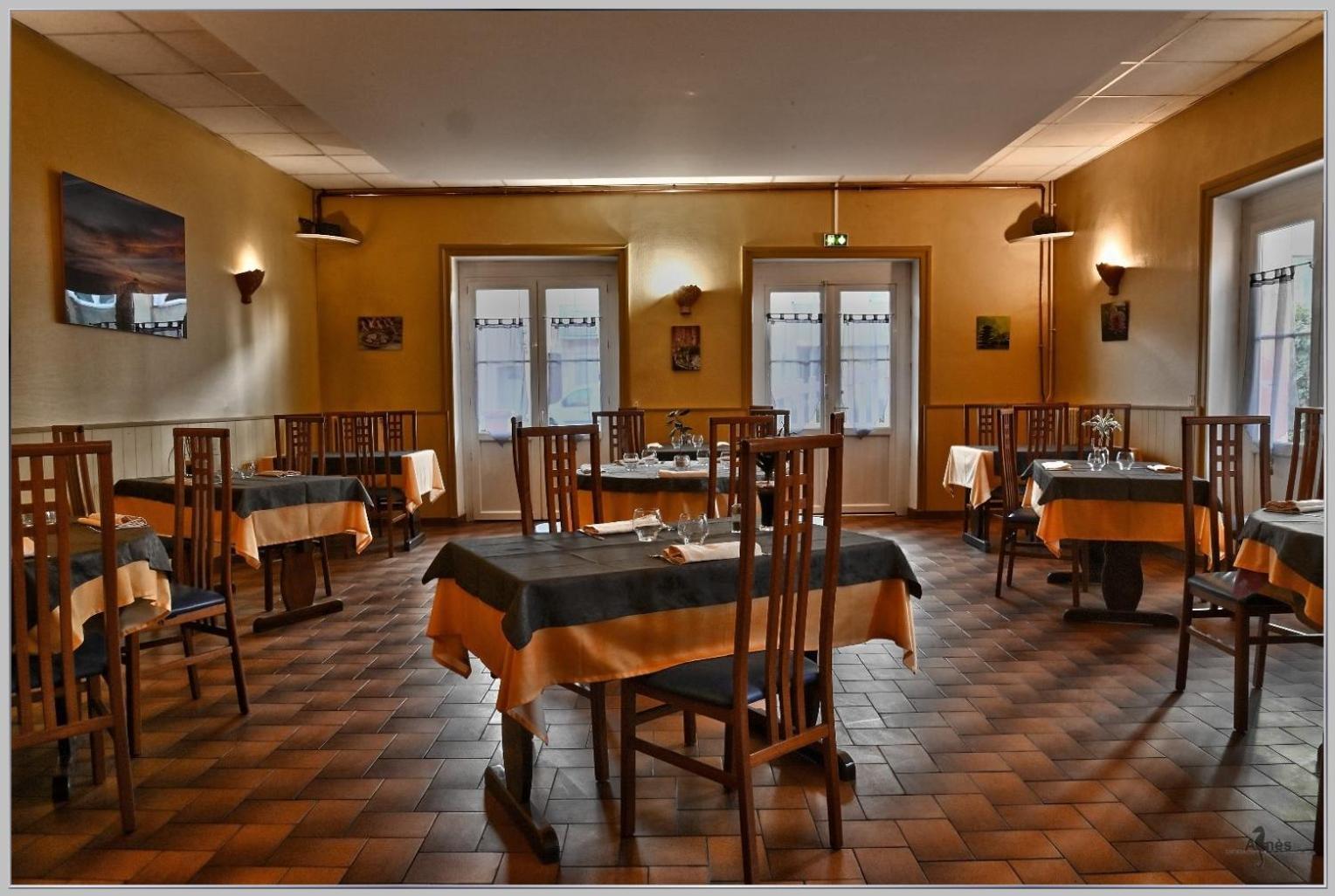 Logis Hotel Des Voyageurs Restaurant La Bonne Tabl'Hay Livron-sur-Drôme Kültér fotó
