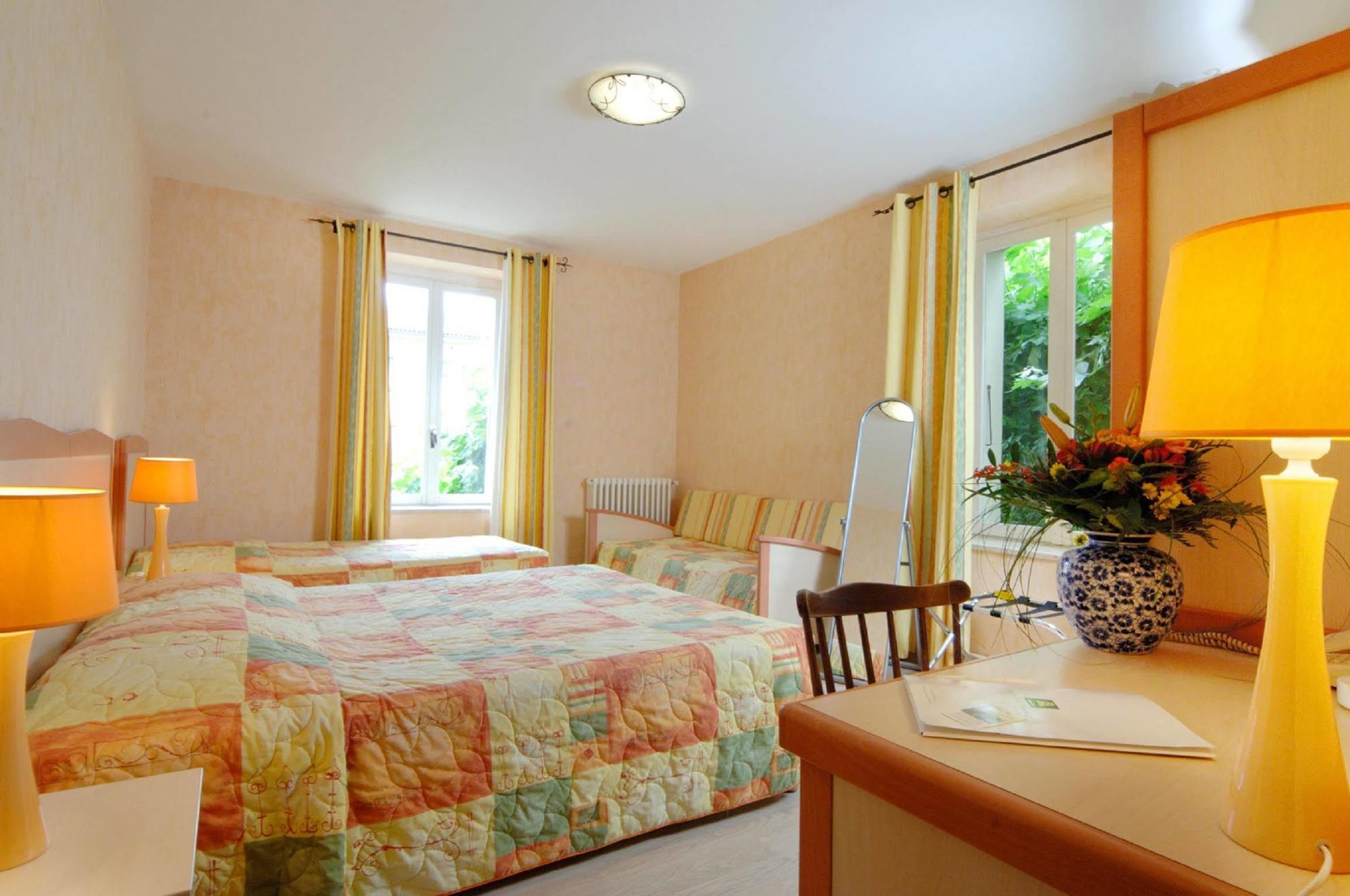 Logis Hotel Des Voyageurs Restaurant La Bonne Tabl'Hay Livron-sur-Drôme Kültér fotó